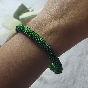 🧶NWT.CR3 Beaded crochet bracelet. Boho Bracelet.Handmade Bangle.Seed Bead Rope.